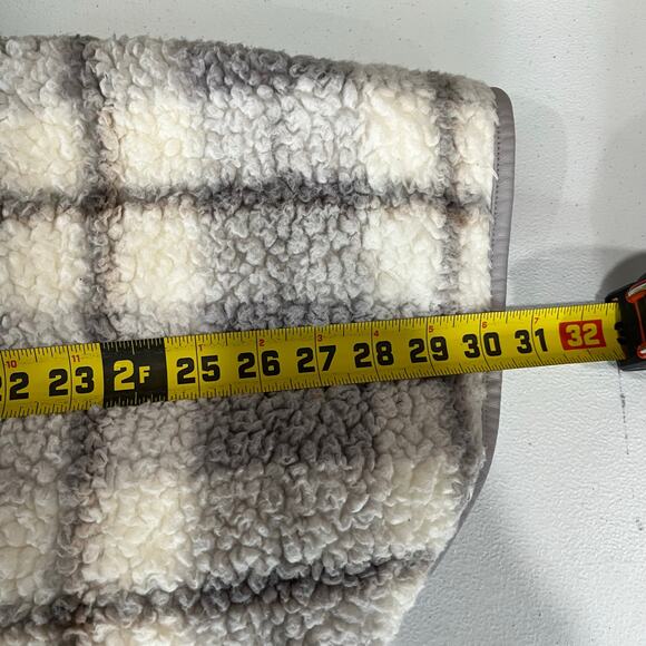 Abercombie Soft A&F Gray Plaid Sherpa Quarter Zip Pullover XL Cozy Cabincore - Picture 6 of 7